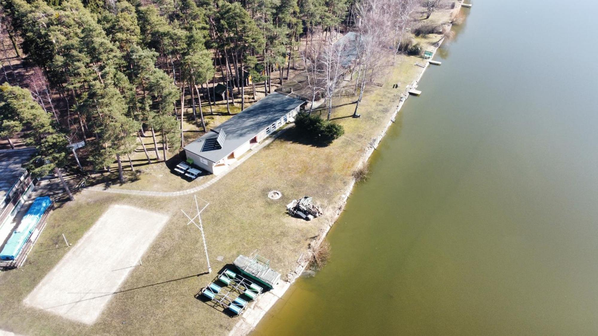 Yacht Club Bezdrev Campingplatz *