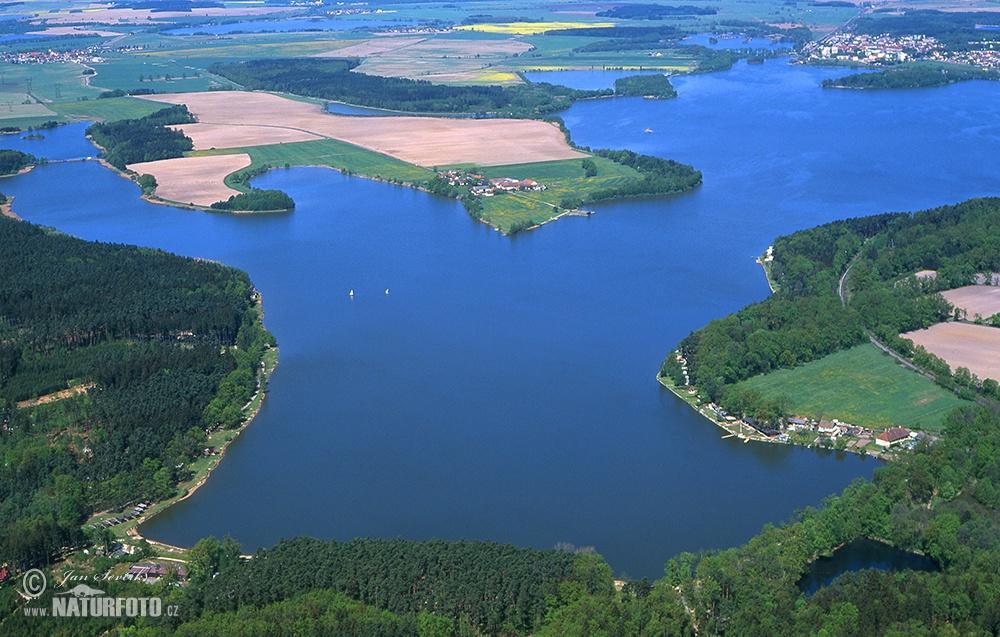 Campingplatz Yacht Club Bezdrev